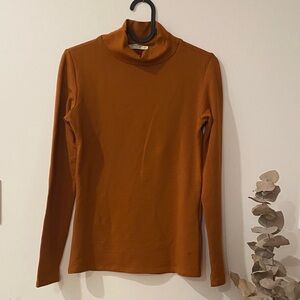 Meemoza Sylva Long Sleeve top - Cognac